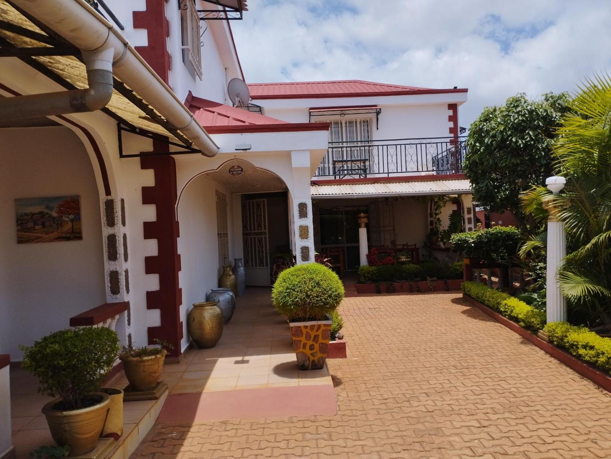Petite Flower Guest House Talata-maty Exterior foto