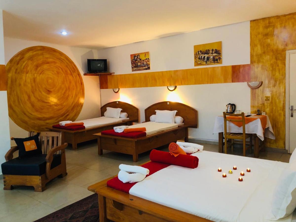 Petite Flower Guest House Talata-maty Exterior foto